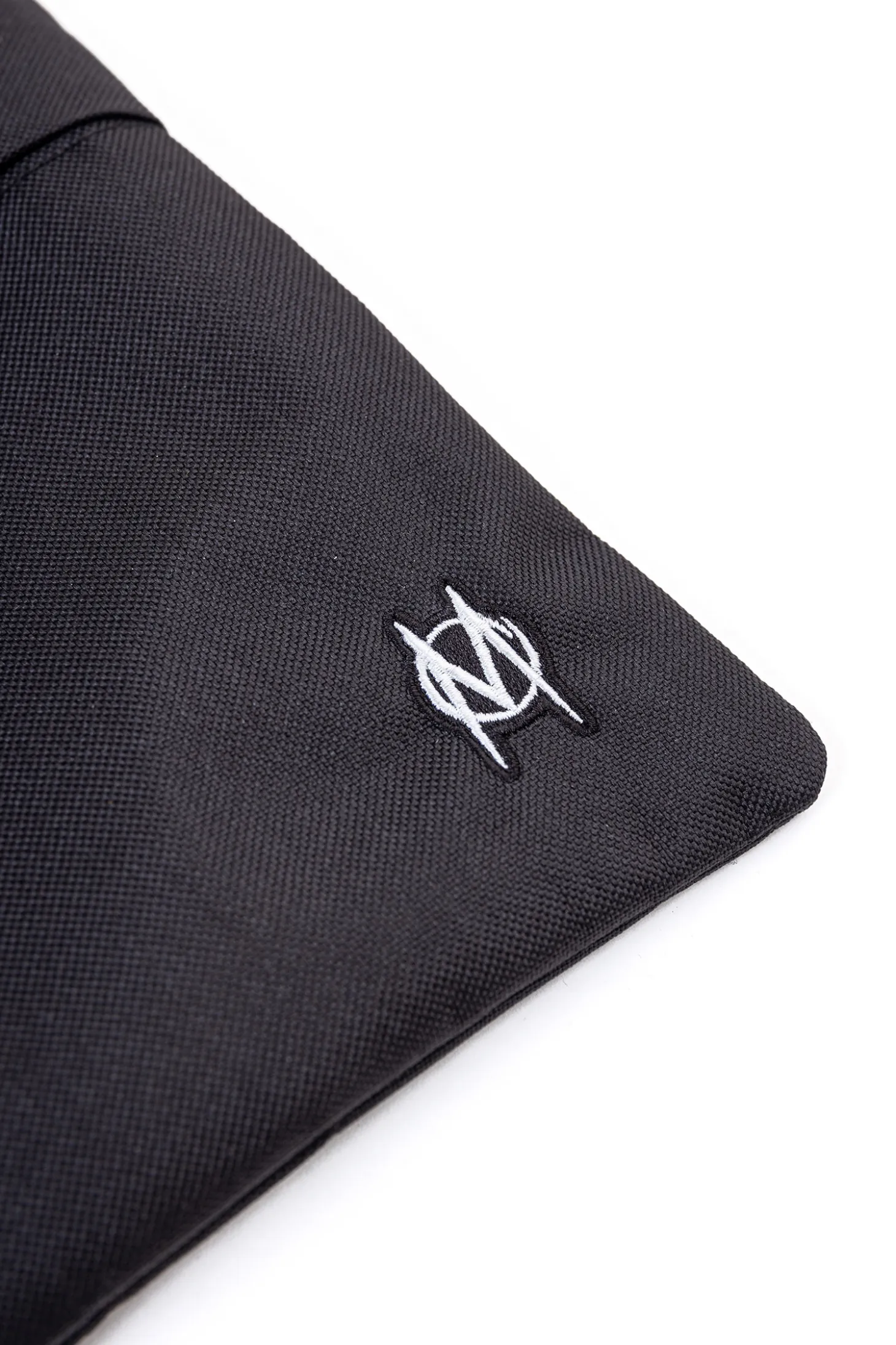 Saszetka Mercur Monument